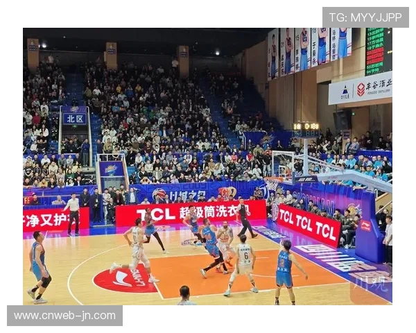 四川男篮CBA俱乐部杯首战，新援表现亮眼