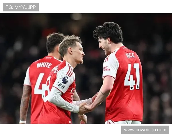 曼联3-2逆转阿森纳，库尼亚世界波终结枪手主场不败金身