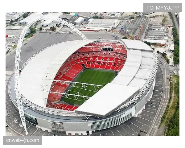 温布利球场启动欧冠决赛草皮铺设工作,采用新型混合草种